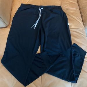 Vuori Performance Jogger (L) - Black